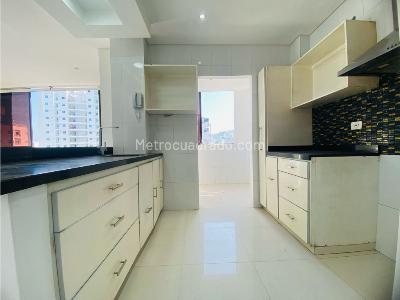 Apartamento de 3 alcobas en venta en Manga, Cartagena, 109 m² · foto 5 de 20