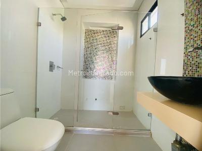 Apartamento de 3 alcobas en venta en Manga, Cartagena, 109 m² · foto 17 de 20