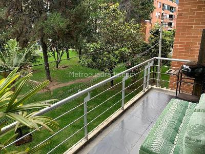 Apartamento de 3 alcobas en venta en San Patricio Usaquen, Bogotá, 152 m² · foto 2 de 20