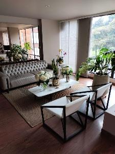 Apartamento de 2 alcobas en venta en Santa Barbara Occidental Usaquen, Bogotá, 122 m² · foto 1 de 15