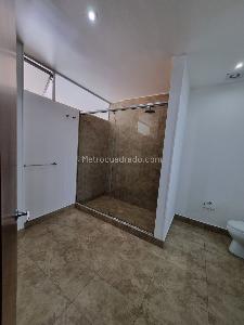 Apartamento de 3 alcobas en venta en Chico Navarra Chico, Bogotá, 240 m² · foto 16 de 20