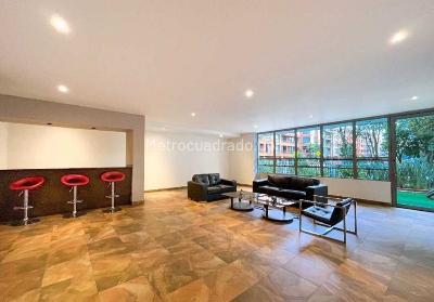 Apartamento de 3 alcobas en venta en Chico Navarra Chico, Bogotá, 240 m² · foto 19 de 20
