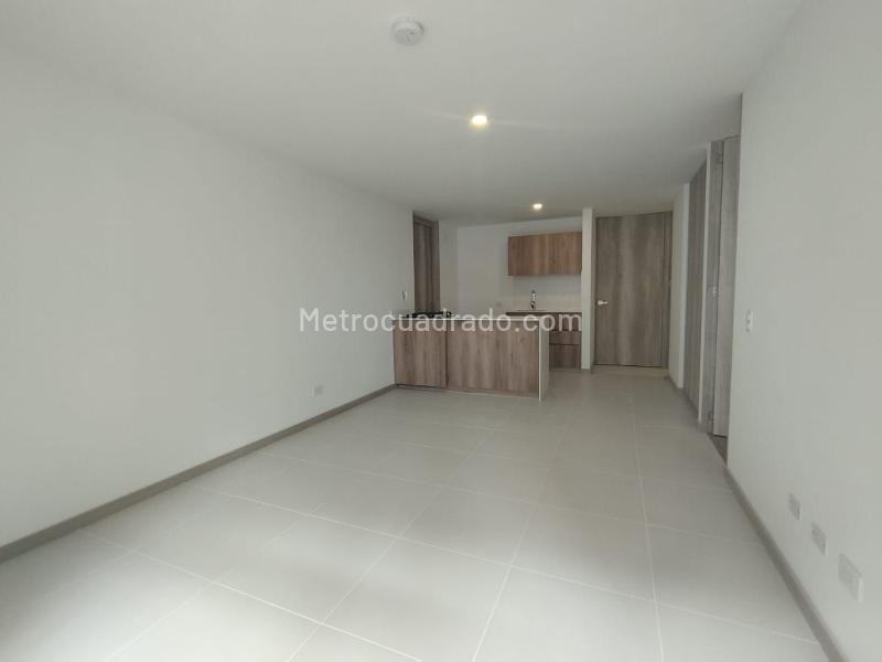 Apartamento Estudio de 1 Alcoba con 2 Baños y Parqueo en Ciudad del Río - 7