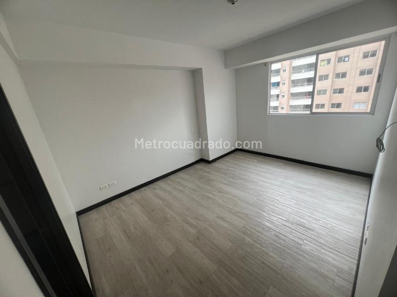 Apartamento Versátil de 3 Alcobas en Calasanz Ferrini - 9