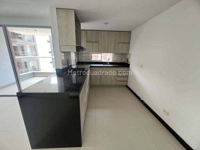 Apartamento encantador de 3 alcobas con balcón en San Germán - 2