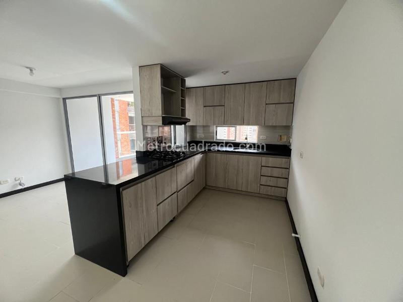 Charming 3BR Apartment with Balcony in San German