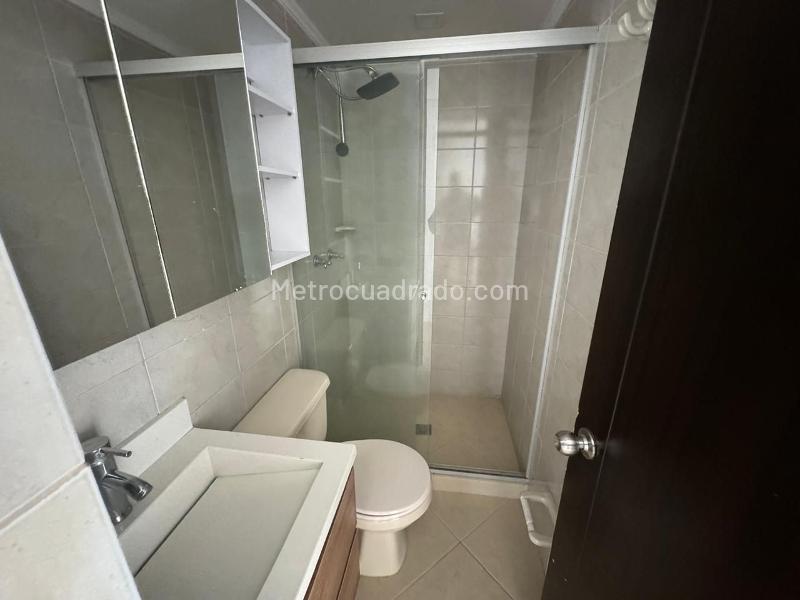 Apartamento de 3 Alcobas en Calazania con Piscina - 9