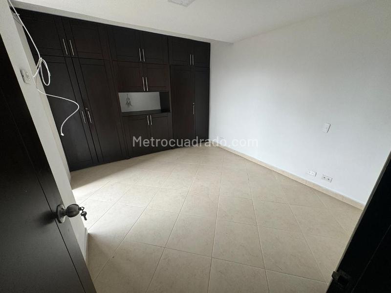 Apartamento de 3 Alcobas en Calazania con Piscina - 5