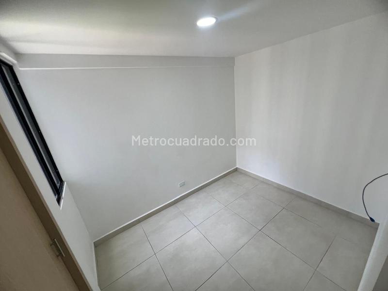 Excelente Apartamento de 3 Alcobas en Calasanz Parte Alta - 9