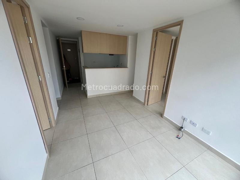 Excelente Apartamento de 3 Alcobas en Calasanz Parte Alta - 4