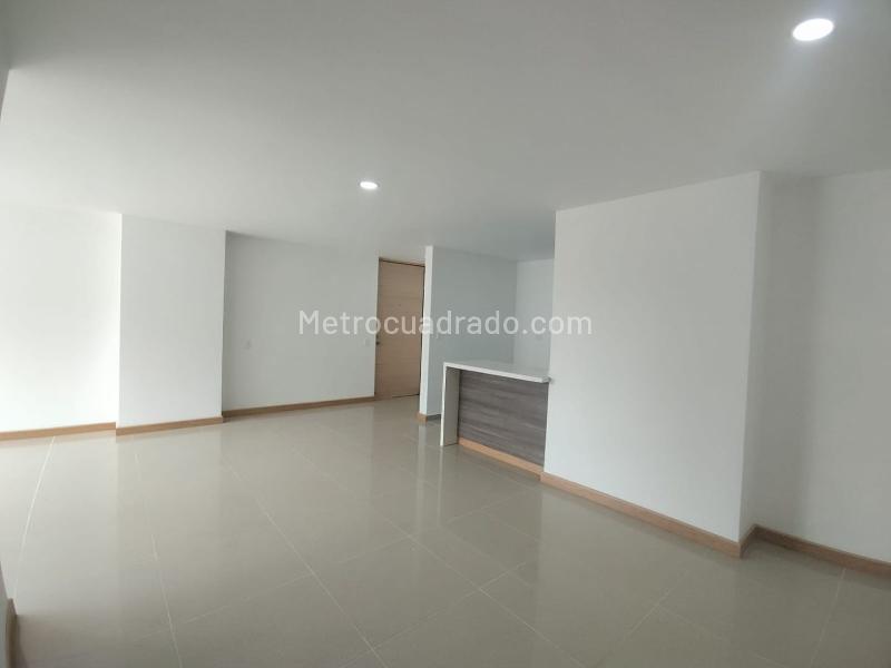 Apartamento de 2 Alcobas con Amenidades en El Poblado Castropol - 9