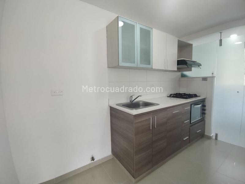Apartamento de 2 Alcobas con Amenidades en El Poblado Castropol - 2