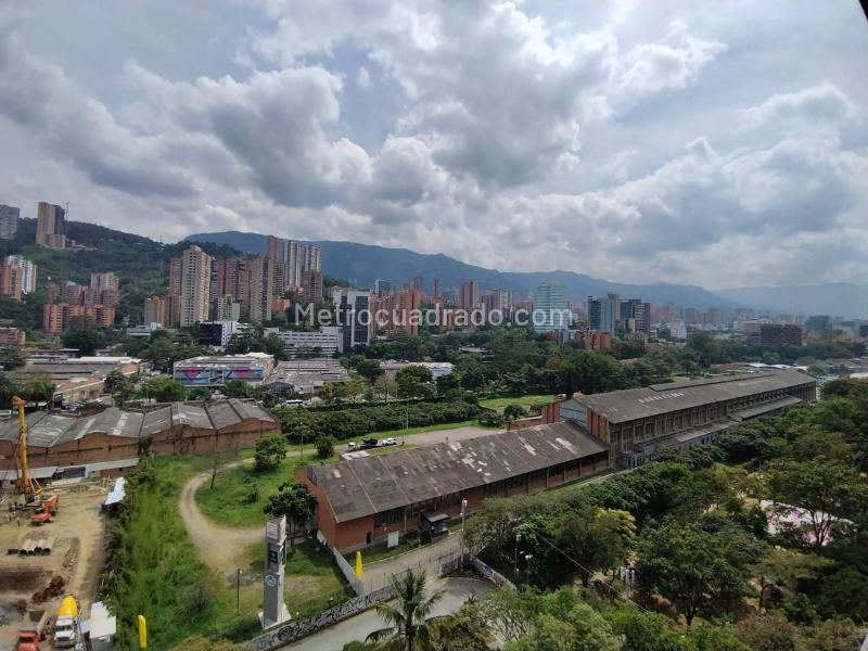 New 3BR Apartment with Balcony and Double Parking in Ciudad del Río - 8