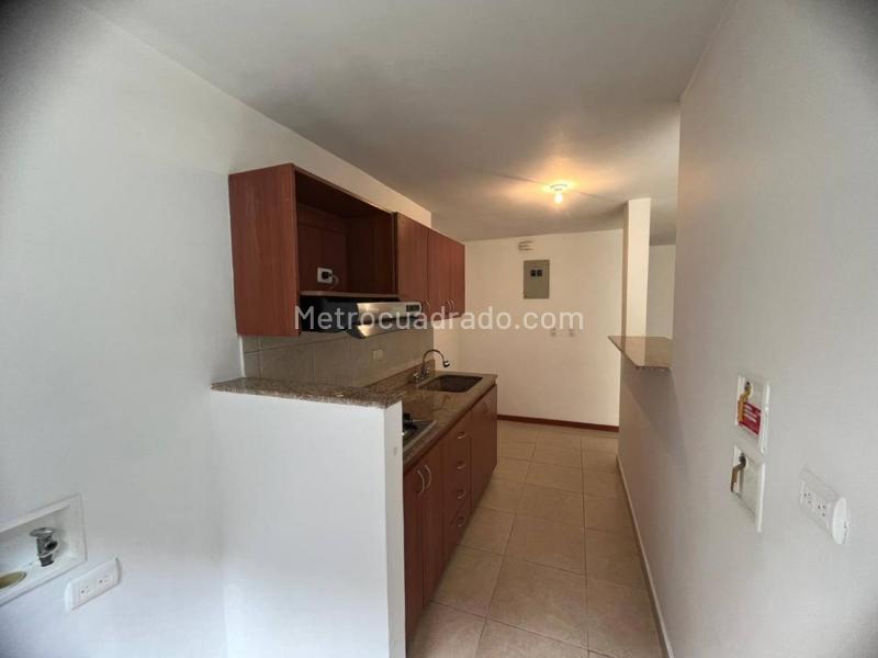 Apartamento en Arriendo, Cumbres, Envigado - 3