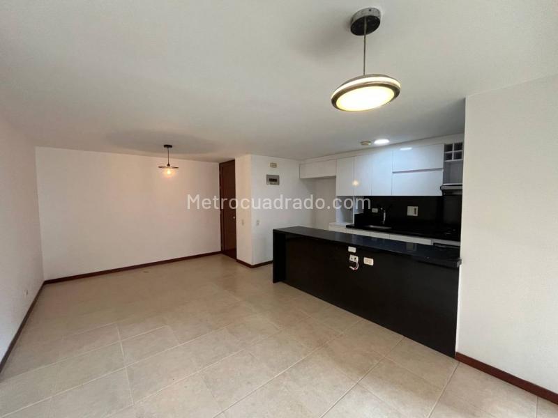 3BR Apartment in Cumbres (80 m²) - 4