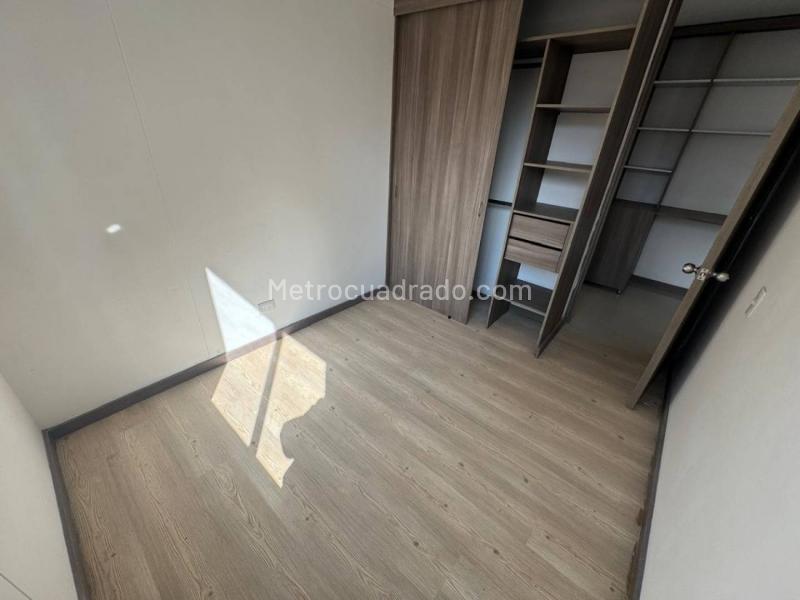 Apartamento Amplio de 3 Alcobas en San Germán (70 m²) - 7