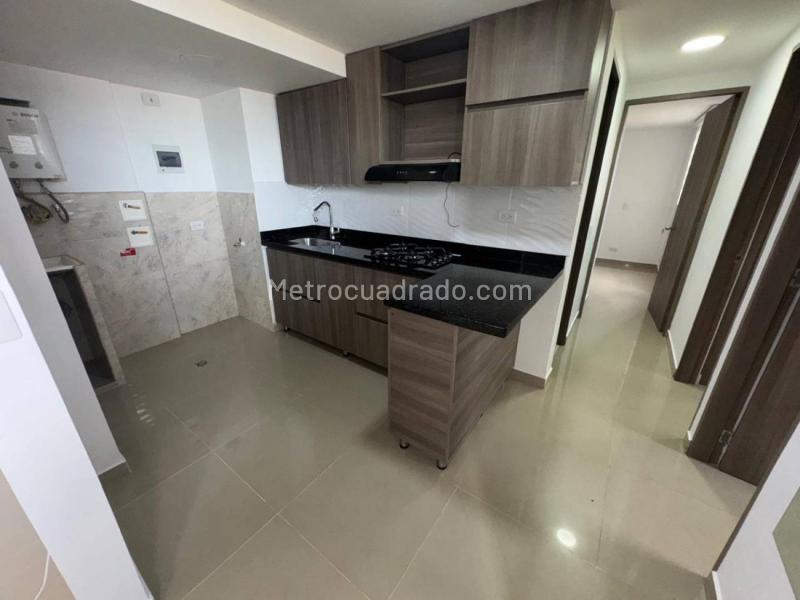 3BR Apartment with 2 Baths in Robledo La Campiña (55 m²)