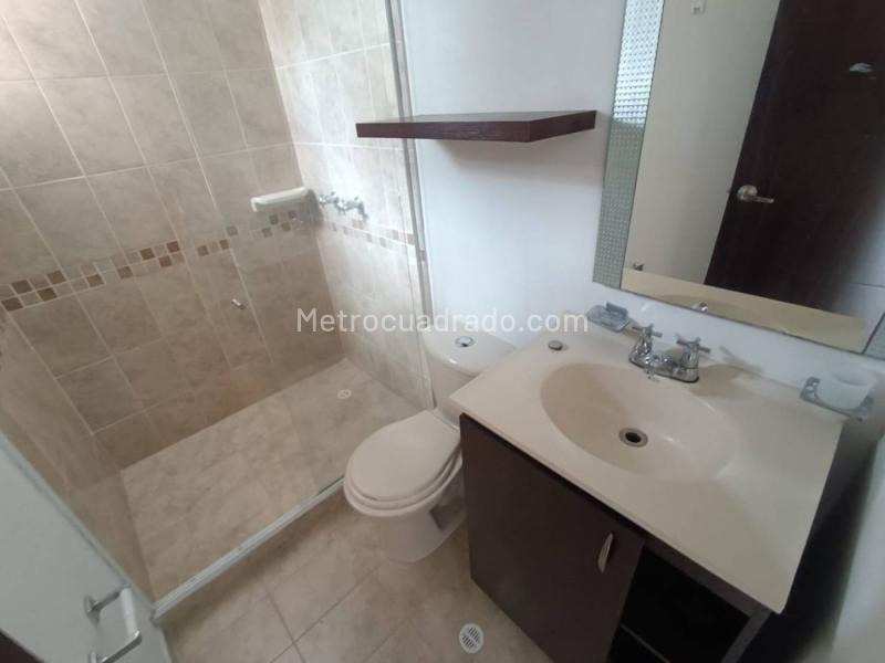 Apartamento Cómodo de 3 Alcobas en Calasanz - 8