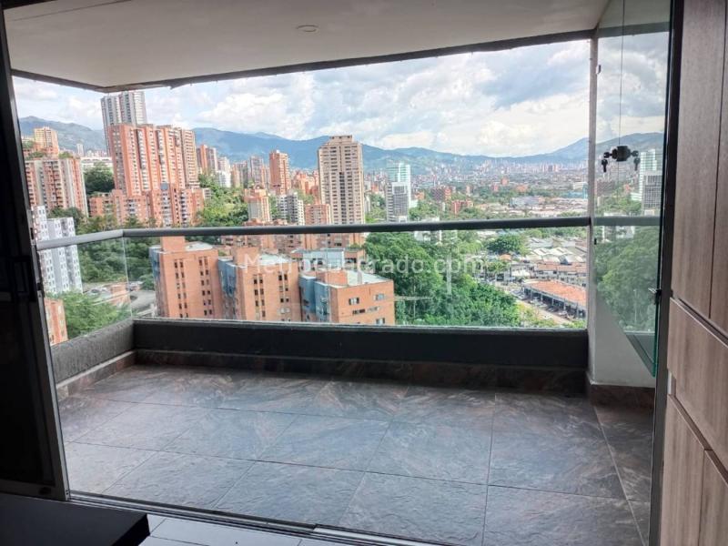 Apto Cómodo de 3 Alcobas en Loma de San Julián - 2