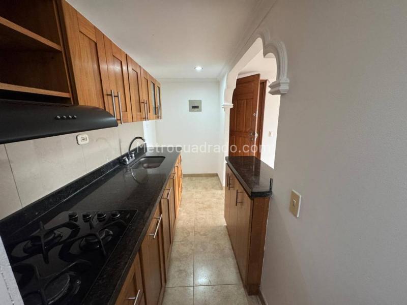 3BR Apartment in Los Colores near Avenida 80 - 3