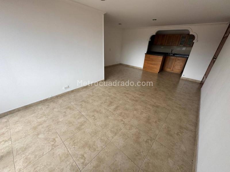 3BR Apartment in Los Colores near Avenida 80 - 4