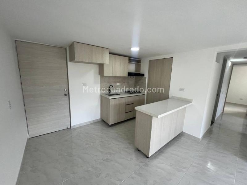 Apartamento en Arriendo, El Trapiche, Bello - 2