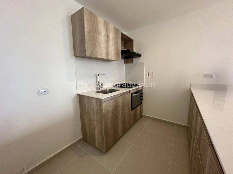 2BR Apartment in Ciudad del Río with Parking & Utility Room - 6