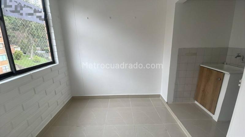 Apartamento de 3 Alcobas en La Loma del Indio (Piso 4) - 7