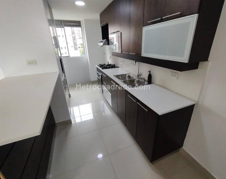 Apartamento de 2 Alcobas en Lalinde con Balcón - 2