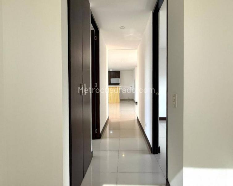 Apartamento de 2 Alcobas en Lalinde con Balcón - 7
