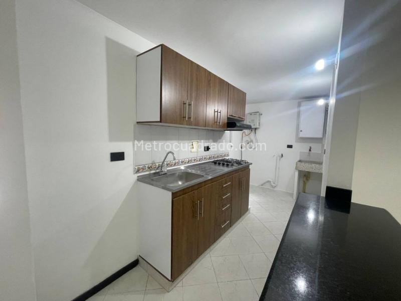 3BR Apartment with Amenities in Loma De San Julian