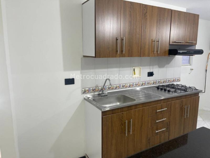 Apartamento de 3 Alcobas con amenidades en Loma de San Julián - 8