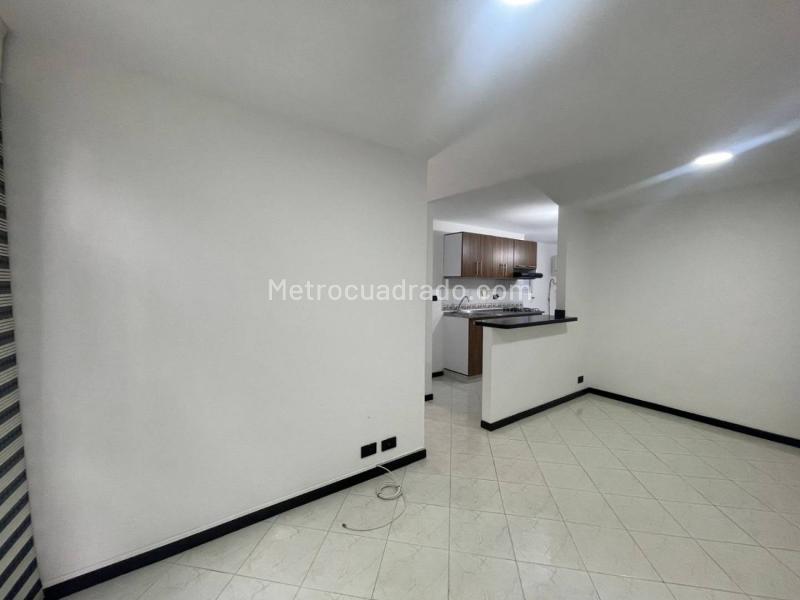 Apartamento de 3 Alcobas con amenidades en Loma de San Julián - 9