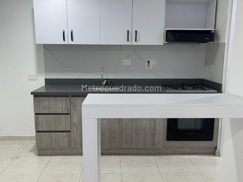 Apartamento Amplio de 3 Alcobas en Loma de los González - 7