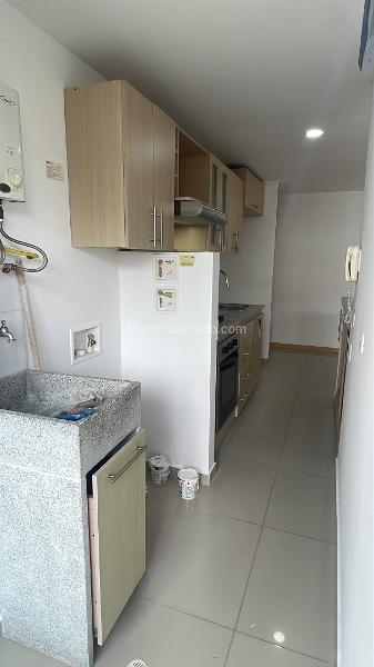 2BR Apartment with Study and Balcony in La Loma del Indio - 3