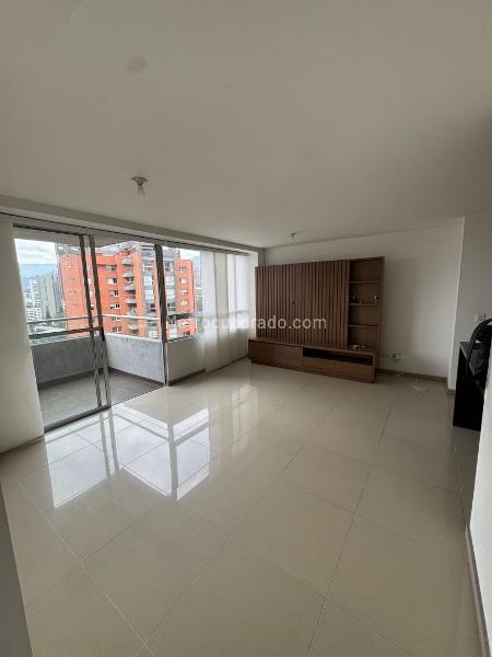 Spacious 3BR Apartment with Balcony in Santa Maria De Los Angeles - 4