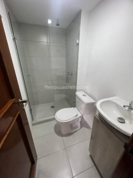 Apartamento Cómodo de 2 Alcobas en Loma de San Julián - 3