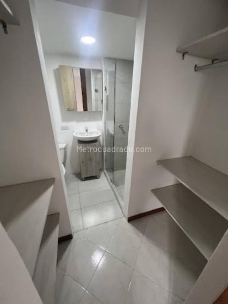 Apartamento Cómodo de 2 Alcobas en Loma de San Julián - 8