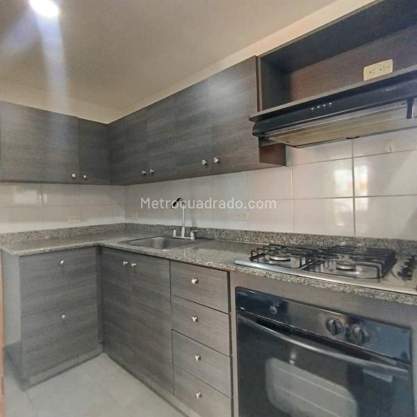 Apartamento en Arriendo, Villagrande, Envigado - 3