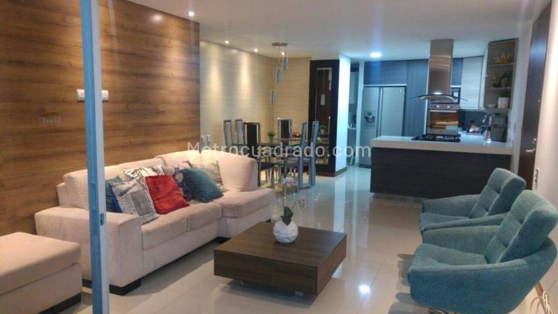 Apartamento de 3 Alcobas en Loma del Indio con Balcón - 2