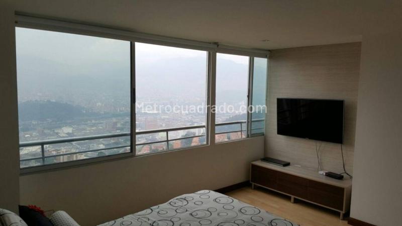 Apartamento de 3 Alcobas en Loma del Indio con Balcón - 6