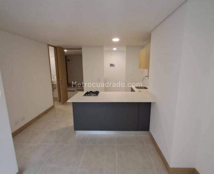 Apartamento de 1 alcoba con parqueadero en Ciudad del Río, El Poblado - 3