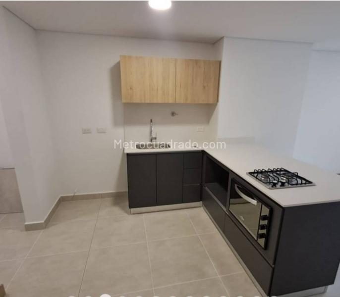 Apartamento de 1 alcoba con parqueadero en Ciudad del Río, El Poblado - 4
