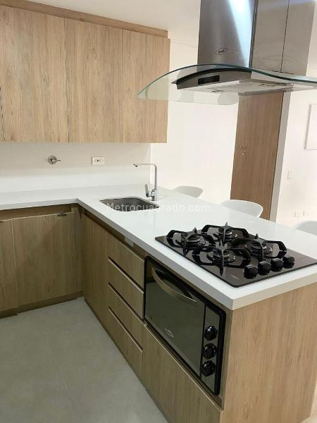 Modern 2BR Apartment in Las Palmas