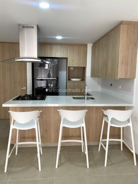 Modern 2BR Apartment in Las Palmas - 2