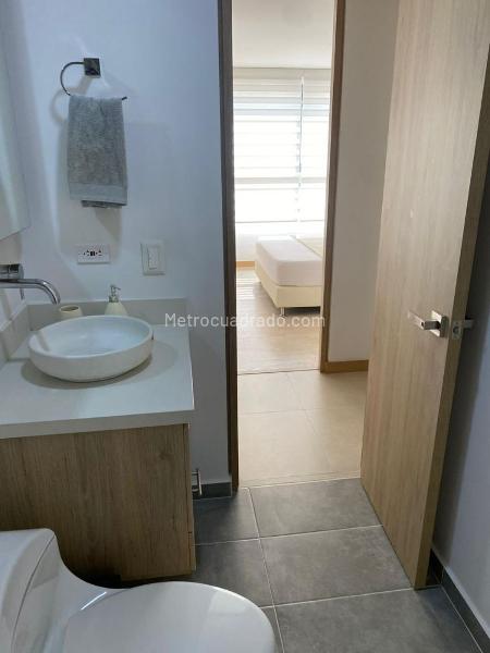 Modern 2BR Apartment in Las Palmas - 9