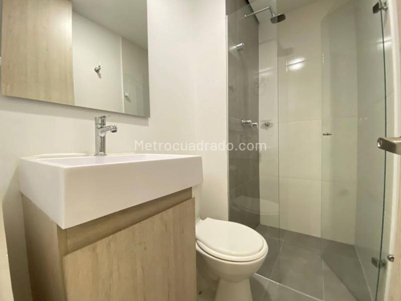 Hermoso Apartamento de 3 Alcobas en Suramérica, Itagüí - 8