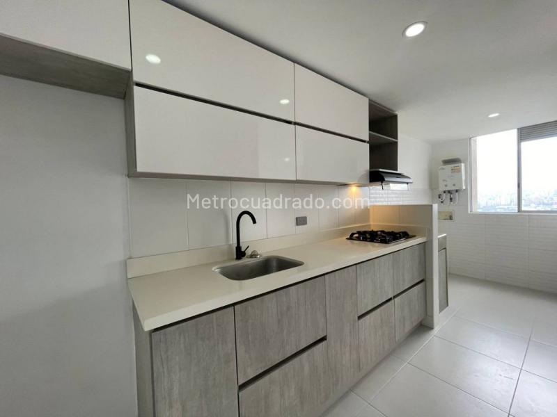 Apartamento en Arriendo en Itagüí (Viviendas del Sur) - 3