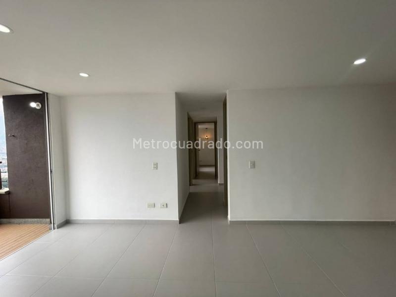 Apartamento en Arriendo en Itagüí (Viviendas del Sur) - 6