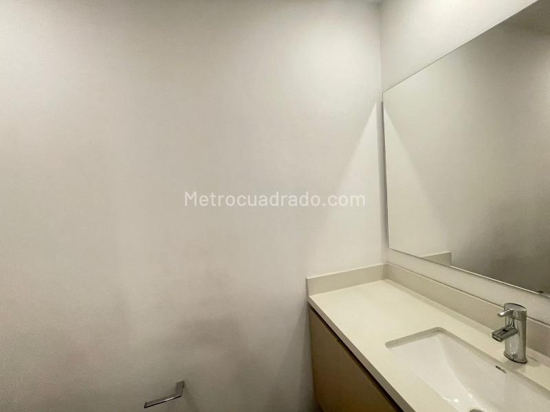 Apartamento Cómodo de 3 Alcobas en Altos del Poblado - 7